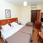 Ena Hotel 3*