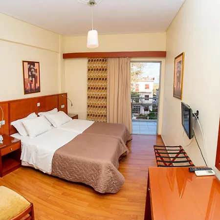 Ena Hotel 3*