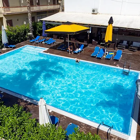 Hotel Ena Loutra Ipatis