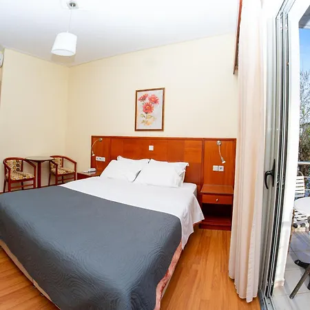 Ena 3* 卢特拉伊帕蒂斯