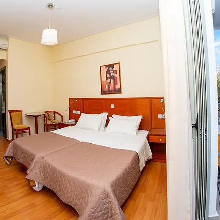 Ena 酒店 卢特拉伊帕蒂斯