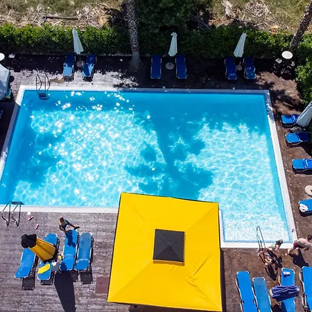 Ena 酒店 卢特拉伊帕蒂斯