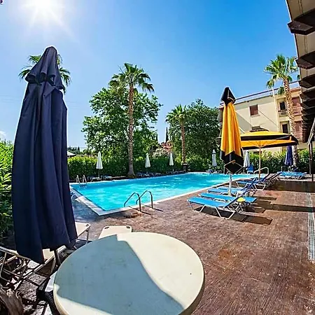 Hotel Ena Loutra Ipatis