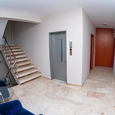 Ena Hotel 3*