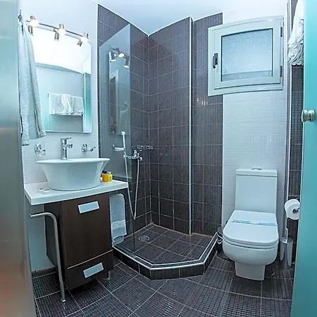 Hotel Ena 3*