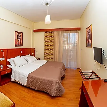 Ena Hotel 3*