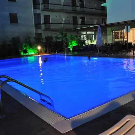 Ena Hotel Loutra Ipatis