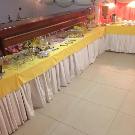 Ena Loutra Ipatis