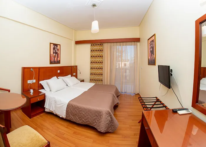 Ξενοδοχείο Ena Λουτρά Υπάτης