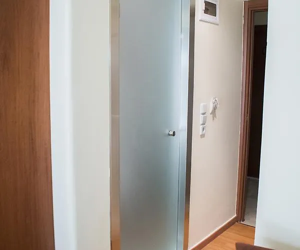 Ξενοδοχείο Ena 3*