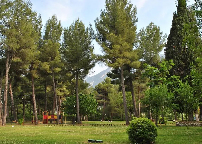 Ena Ξενοδοχείο Λουτρά Υπάτης